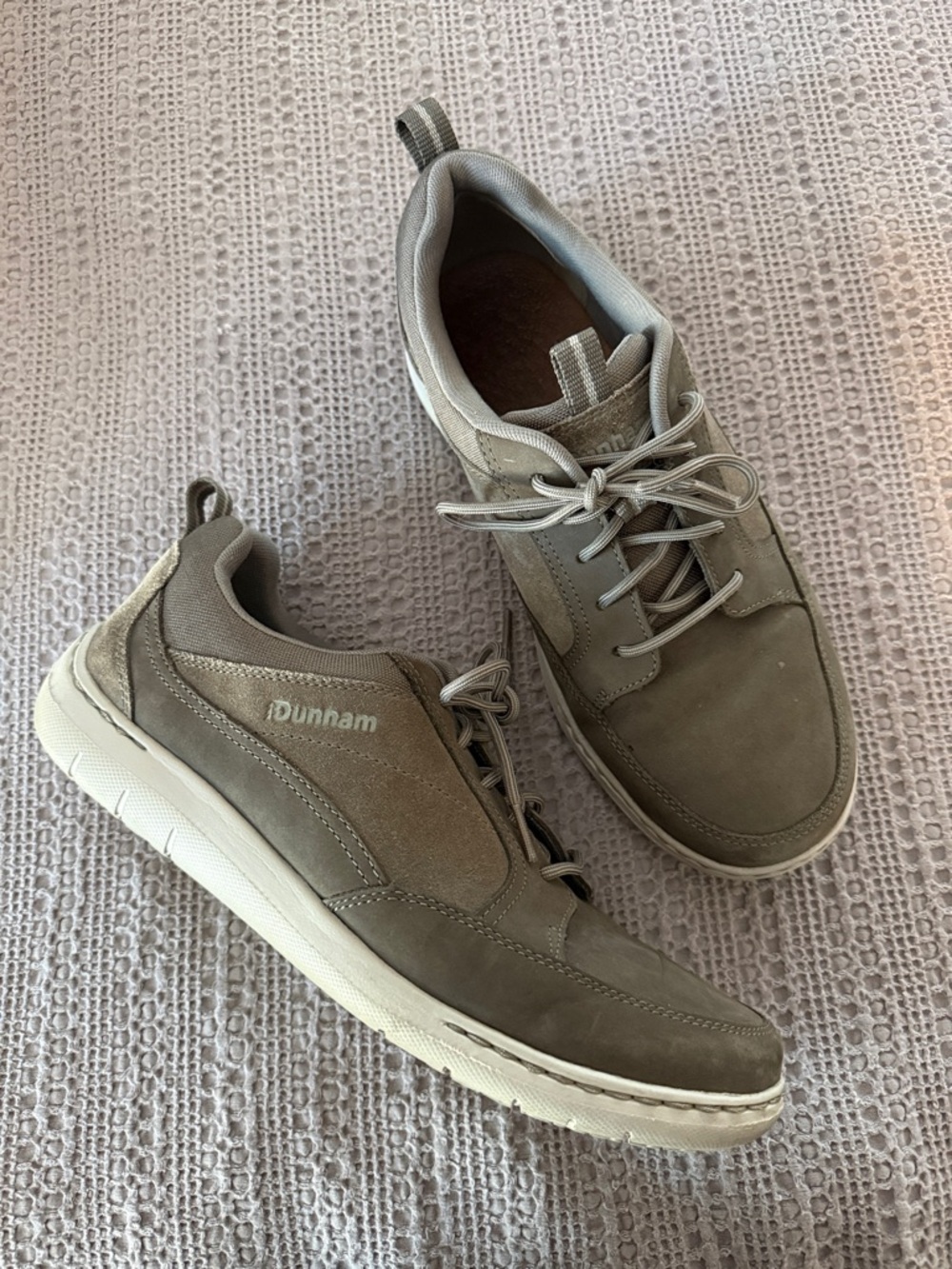 Dunham Men's Neutral Taupe Lace-Up Sneakers